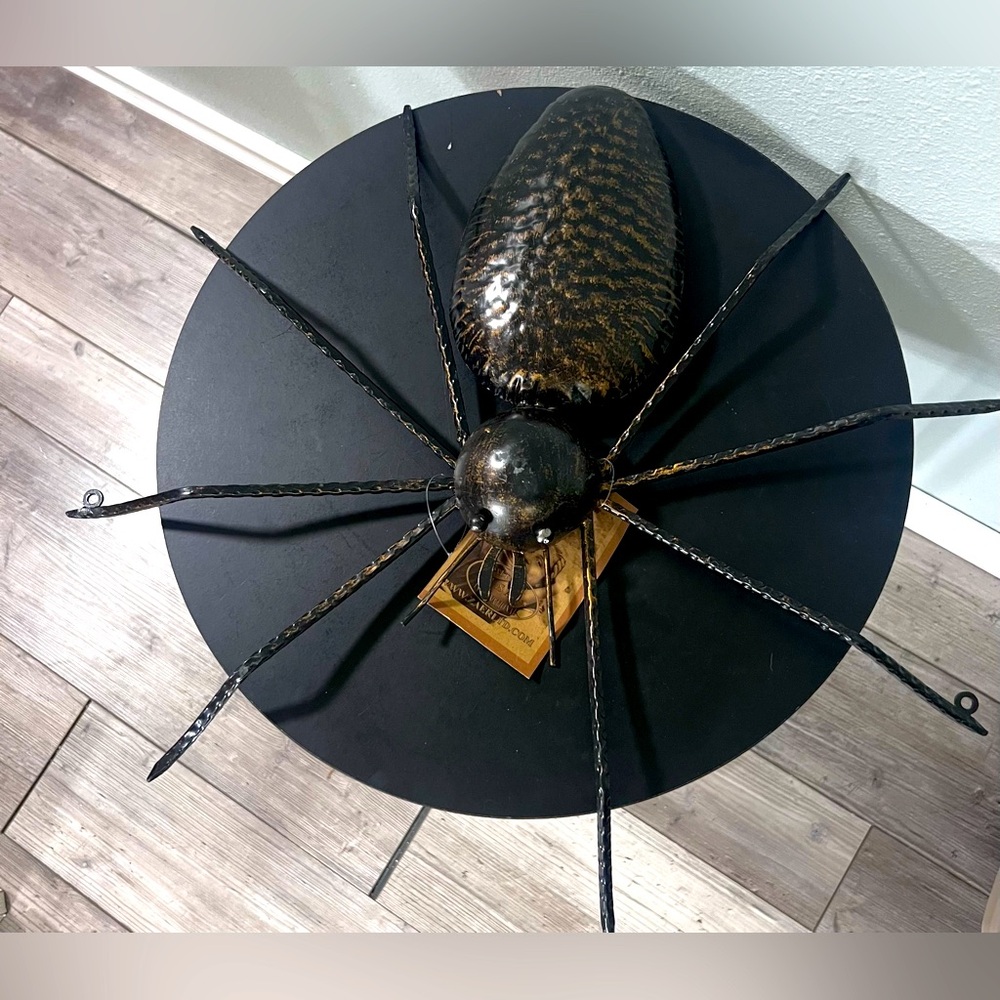 NWT Zaer Limited Two Large Brass Metal Halloween Spider Wall Decor Out/Indoor - Picture 8 of 12